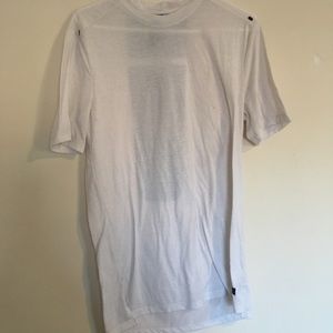 Men’s white athletic T-shirt